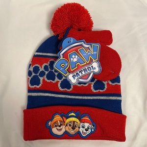 Paw Patrol hat and mittens